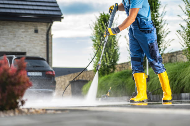 Best Driveway Pressure Washing  in Shenorock, NY